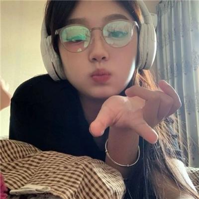 上头姐妹 海报